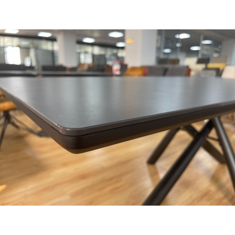 Raztegljiva miza NEGARA (črna, 180-220x100x76, mat) Raztegljiva miza NEGARA (črna, 180-220x100x76, mat)