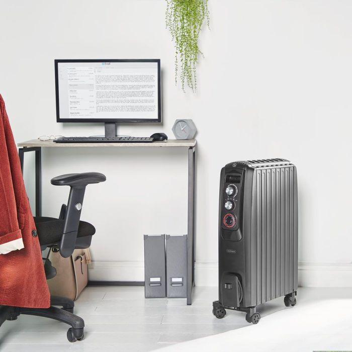 VonHaus oljni radiator zaprt 2000W črn 2500463 VonHaus oljni radiator zaprt 2000W črn 2500463