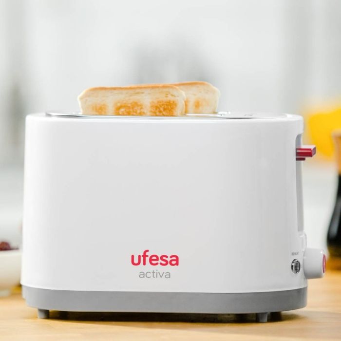Ufesa opekač kruha z 2 režama TT7385, 800 W Ufesa opekač kruha z 2 režama TT7385, 800 W