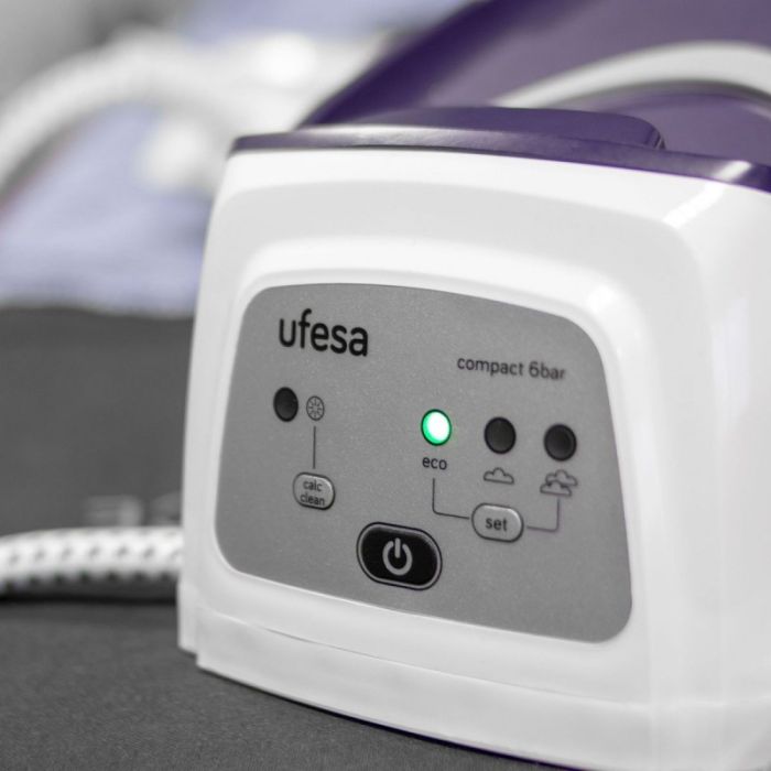 Ufesa likalna postaja PL2450 Compact modro bela Ufesa likalna postaja PL2450 Compact modro bela