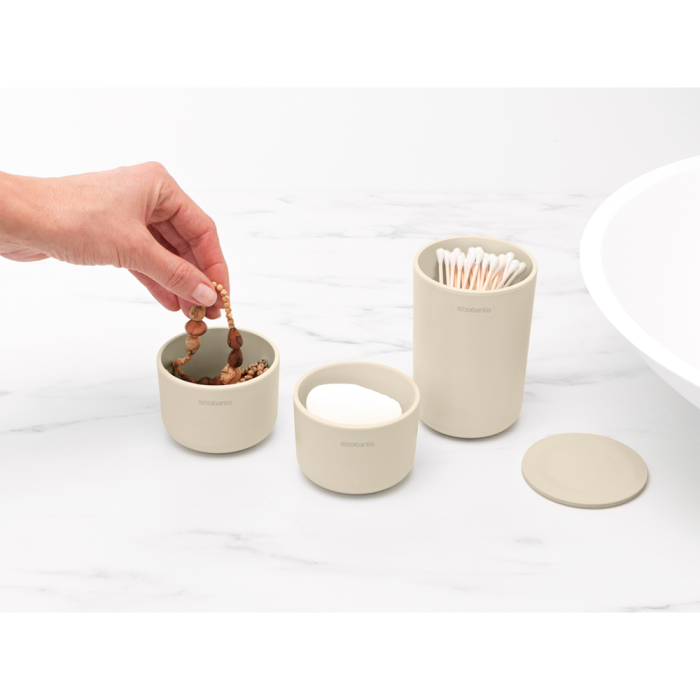Brabantia set 3 lončkov za kopalnico bež Brabantia set 3 lončkov za kopalnico bež