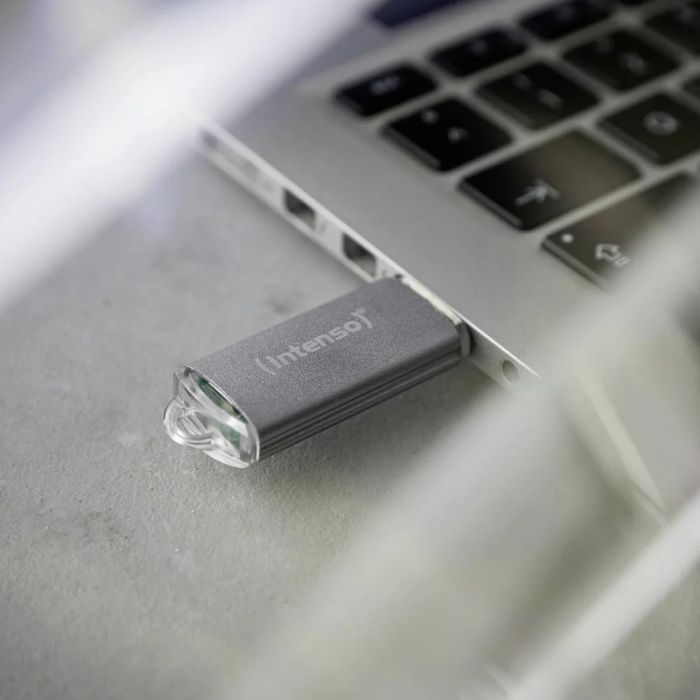 Intenso 128GB Jet Line USB 3.2 70MB/s spominski ključek - siv Intenso 128GB Jet Line USB 3.2 70MB/s spominski ključek - siv