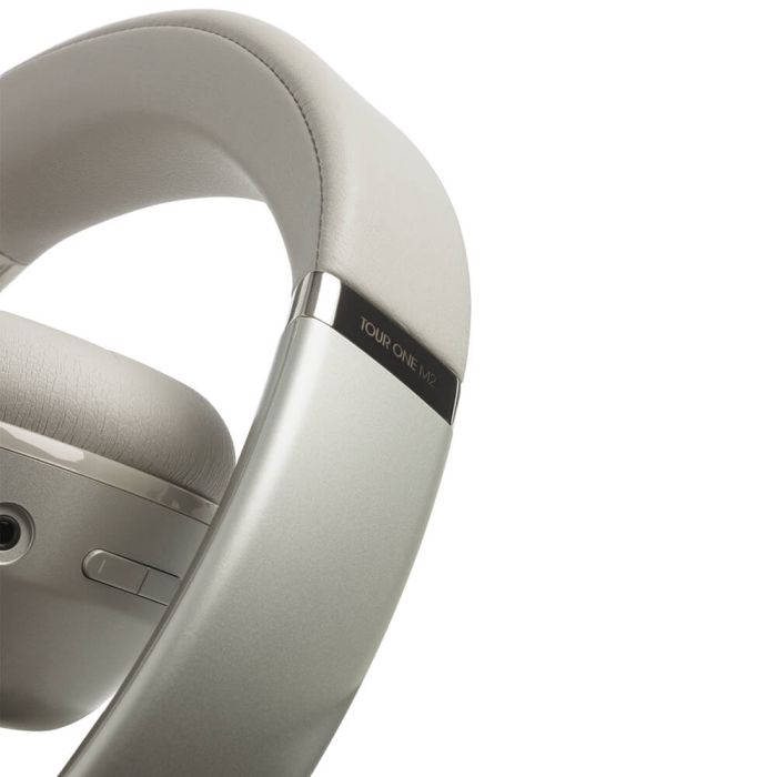 JBL Tour One M2 Bluetooth naglavne brezžične slušalke, champagne JBL Tour One M2 Bluetooth naglavne brezžične slušalke, champagne
