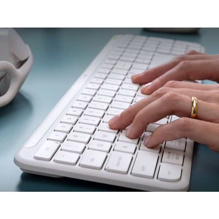 Logitech MK950 Slim brezžični komplet, Bolt-bela barva Logitech MK950 Slim brezžični komplet, Bolt-bela barva