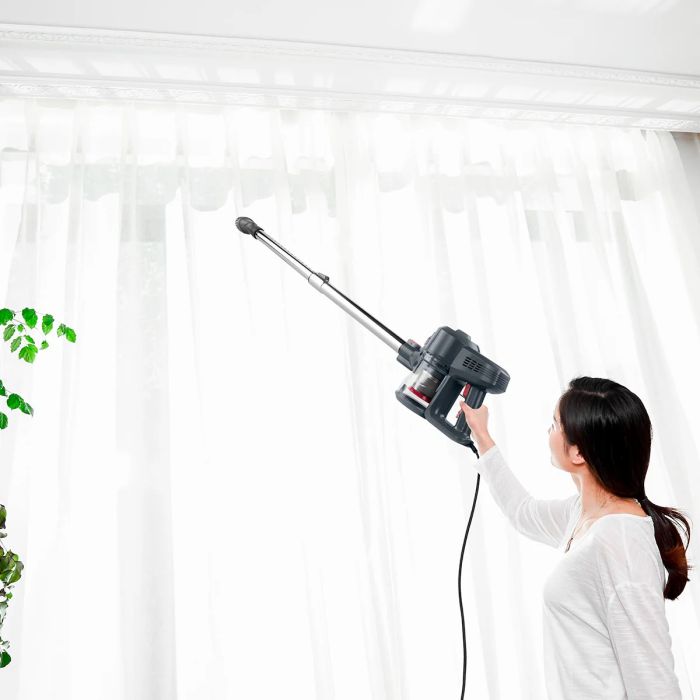 Ufesa žični pokončni sesalnik Tropical 600W Ufesa žični pokončni sesalnik Tropical 600W