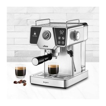 Ufesa UFESA Bergamo espresso aparat za mleti kavni prah, 20 barov pritiska, z manometrom, Thermoblock ogrevanjem in penilcem mleka Ufesa UFESA Bergamo espresso aparat za mleti kavni prah, 20 barov pritiska, z manometrom, Thermoblock ogrevanjem in penilcem mleka