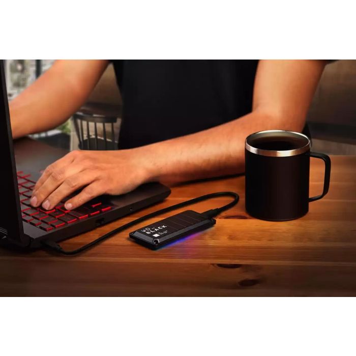 WD 1TB P40 Black Game Drive SSD NVMe USB 3.2 zunanji SSD disk WD 1TB P40 Black Game Drive SSD NVMe USB 3.2 zunanji SSD disk