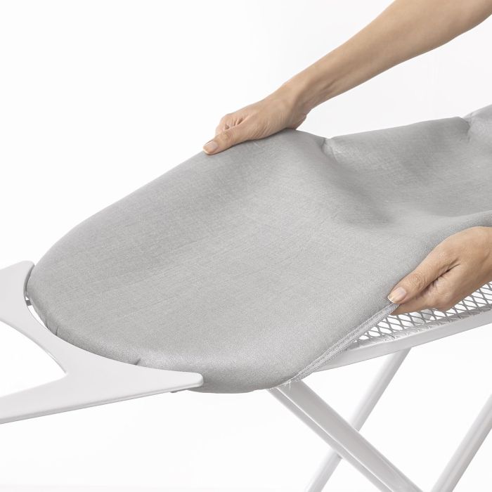 Rayen univerzalna prevleka za likalno desko 130 x 47 cm 615211 RAYEN Rayen univerzalna prevleka za likalno desko 130 x 47 cm 615211
