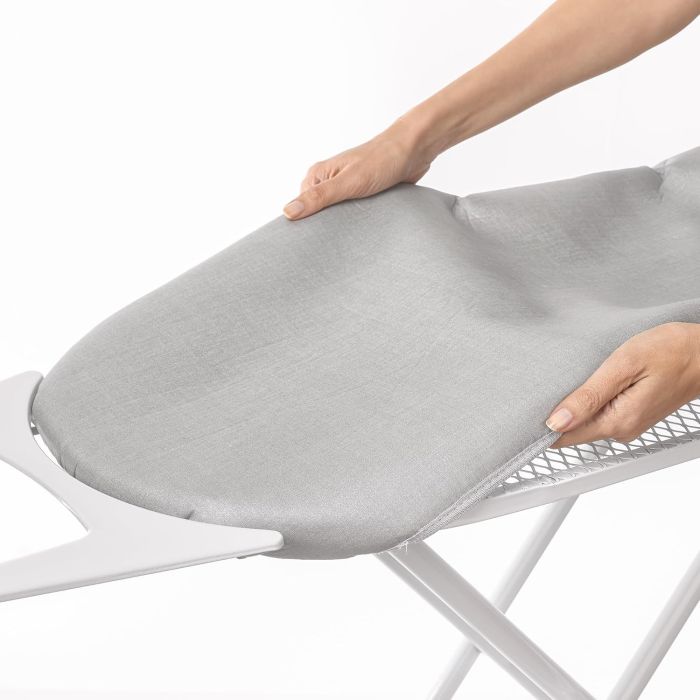 Rayen univerzalna prevleka za likalno desko 130 x 47 cm 615520 RAYEN Rayen univerzalna prevleka za likalno desko 130 x 47 cm 615520