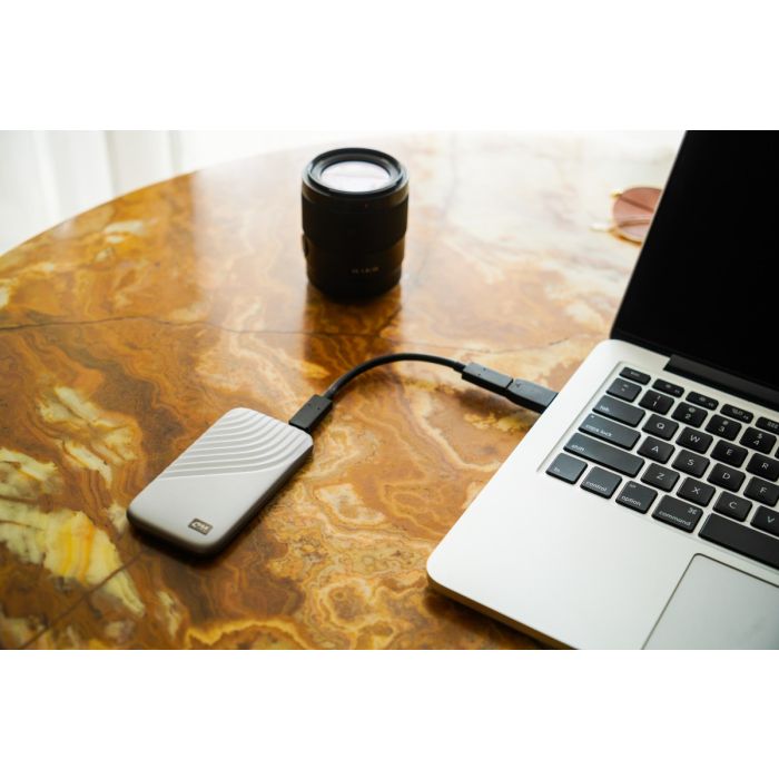 WD 2TB My Passport SSD Grey NVMe USB 3.2 zunanji SSD disk WD WD 2TB My Passport SSD Grey NVMe USB 3.2 zunanji SSD disk