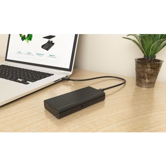 IcyBox IB-1917M-C32a ohišje za 1x M.2 NVMe SSD z USB-C 3.2 Gen 2x2 do 20 Gbit/s ICYBOX IcyBox IB-1917M-C32a ohišje za 1x M.2 NVMe SSD z USB-C 3.2 Gen 2x2 do 20 Gbit/s