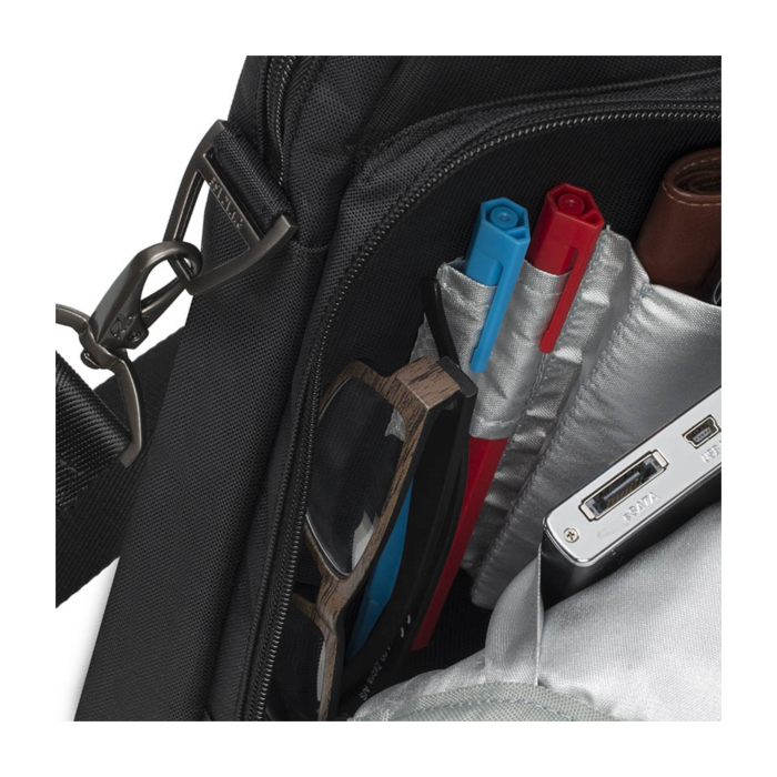 RivaCase torba za prenosnik 17.3 črna 8550