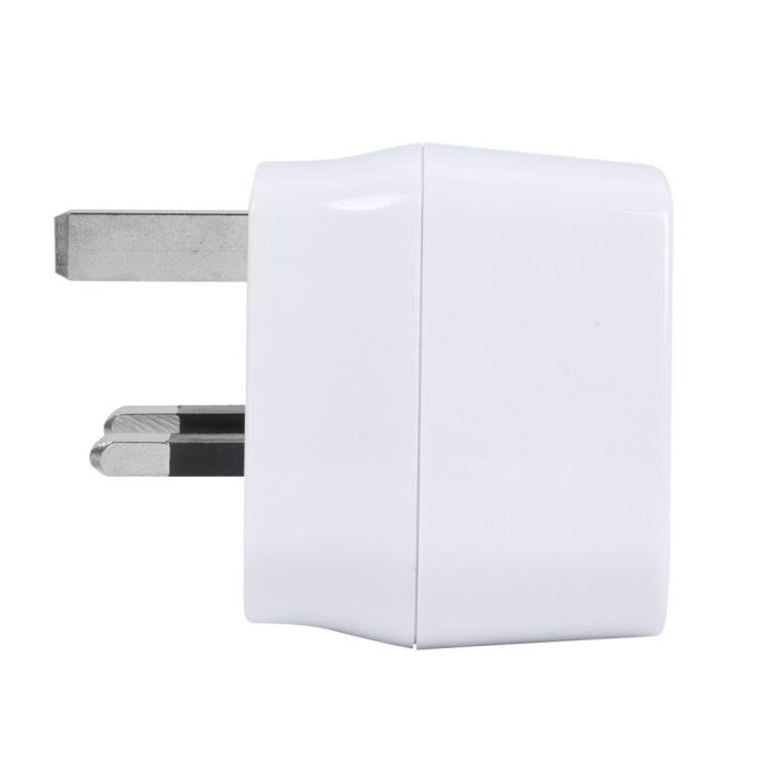 RivaCase potovalni adapter PS4401 EU na UK RIVACASE RivaCase potovalni adapter PS4401 EU na UK