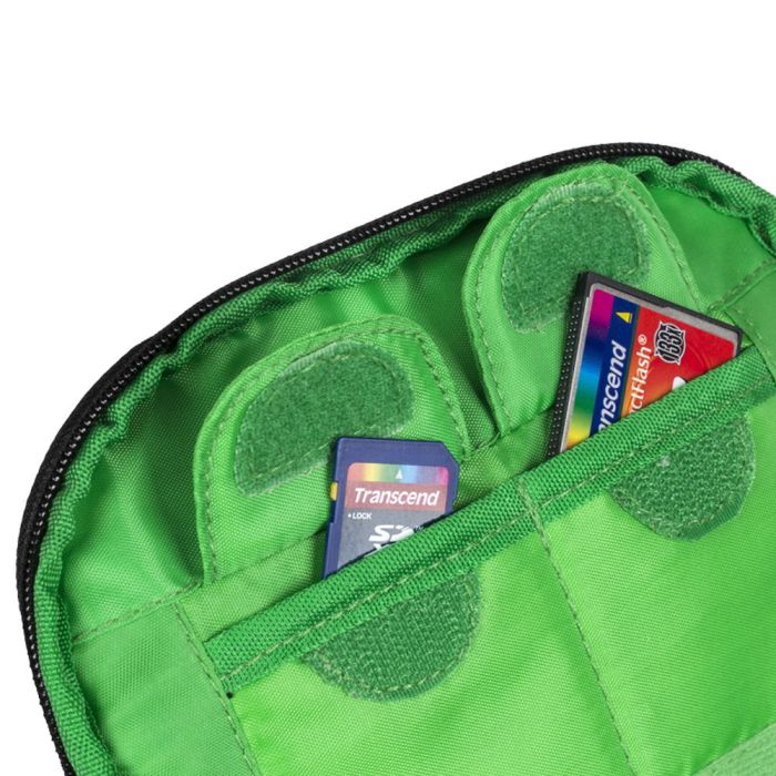 Rivacase črna torbica za (PS) SLR 7440 RIVACASE Rivacase črna torbica za (PS) SLR 7440