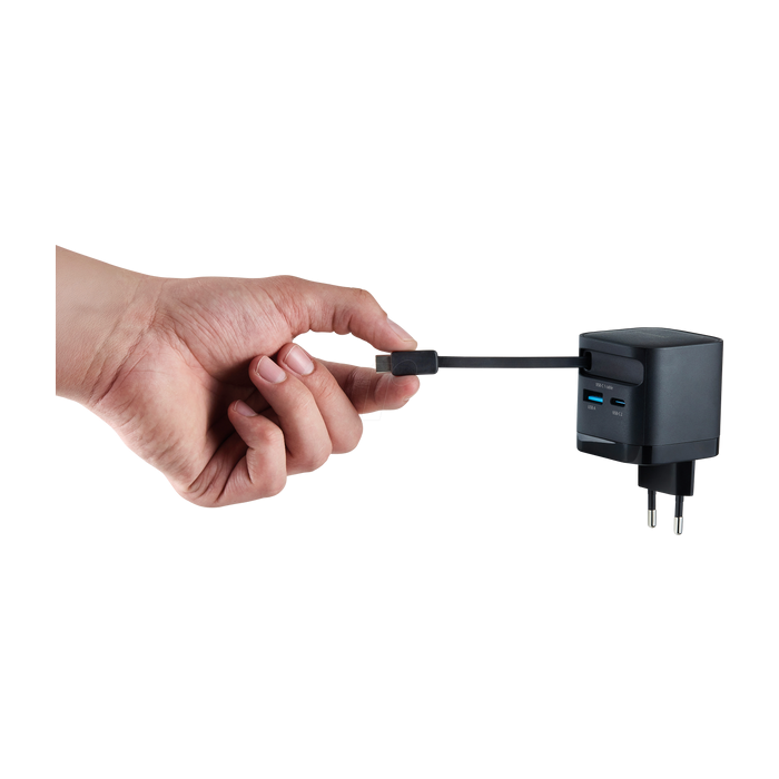 Intenso 65W GaN napajalnik z vgrajenim kablom USB-C, črn INTENSO Intenso 65W GaN napajalnik z vgrajenim kablom USB-C, črn