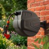 VonHaus Avtomatski navijalni kolut za vrtno cev 20 m VONHAUS VonHaus Avtomatski navijalni kolut za vrtno cev 20 m