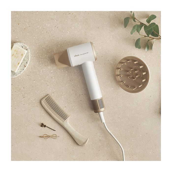 UFESA Sušilnik las PRO IONIC AIR DRYER – 1600 W UFESA UFESA Sušilnik las PRO IONIC AIR DRYER – 1600 W