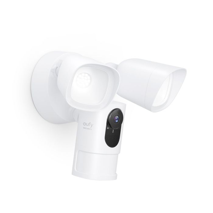 Anker Eufy security Floodlight Camera kamera z reflektorjem Anker Eufy security Floodlight Camera kamera z reflektorjem