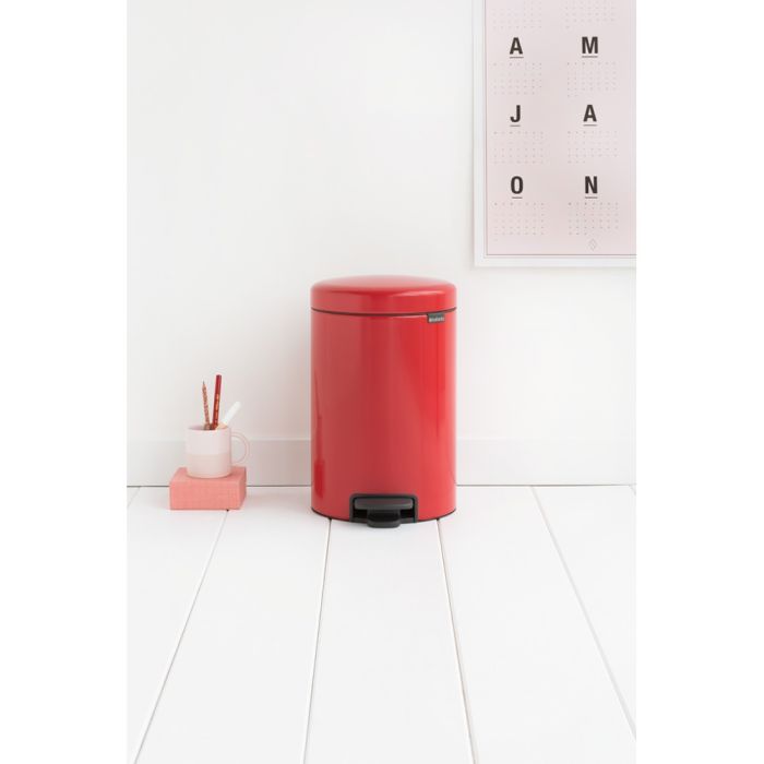 Brabantia koš za smeti 12L rdeč Brabantia koš za smeti 12L rdeč