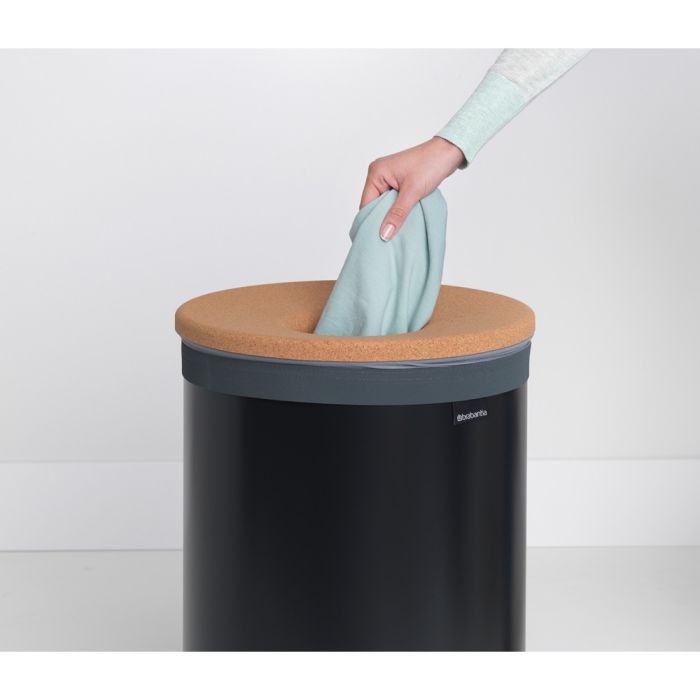 Brabantia koš za perilo 60L okrogel, črn Brabantia koš za perilo 60L okrogel, črn