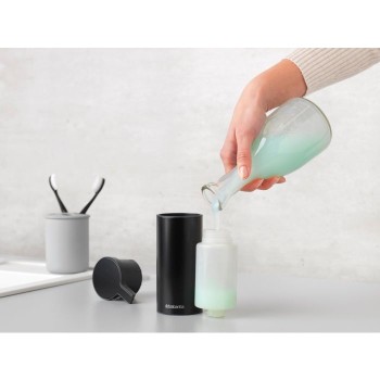 Brabantia posodica za milo mat črna Brabantia posodica za milo mat črna