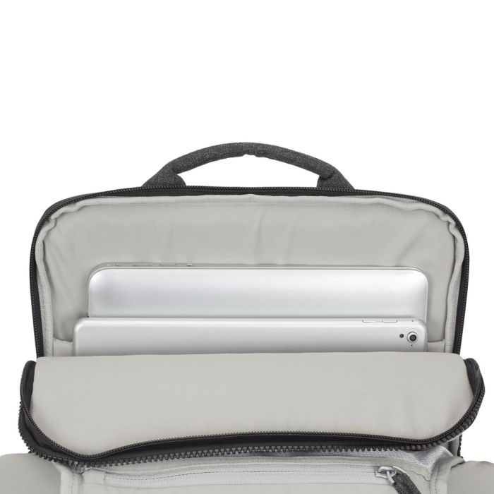 RivaCase nahrbtnik za prenosnik MacBook Pro in ostale Ultrabooke 15.6 8861 črn RivaCase nahrbtnik za prenosnik MacBook Pro in ostale Ultrabooke 15.6 8861 črn
