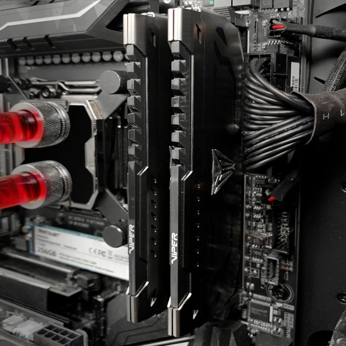Patriot Viper Steel Kit 32GB (2x16GB) DDR4-3600 DIMM PC4-28800 CL18, 1.35V Patriot Viper Steel Kit 32GB (2x16GB) DDR4-3600 DIMM PC4-28800 CL18, 1.35V