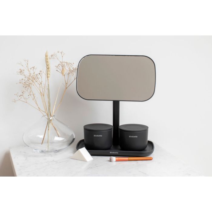 Brabantia ReNew ogledalo s posodico za odlaganje temno siva Brabantia ReNew ogledalo s posodico za odlaganje temno siva