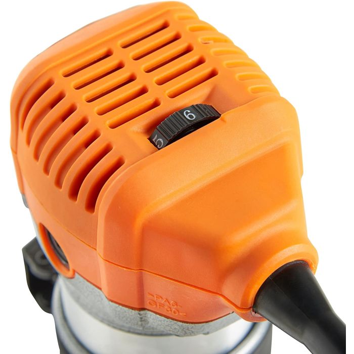 VonHaus kompaktni ročni rezkalnik 710W 3515301 VonHaus kompaktni ročni rezkalnik 710W 3515301