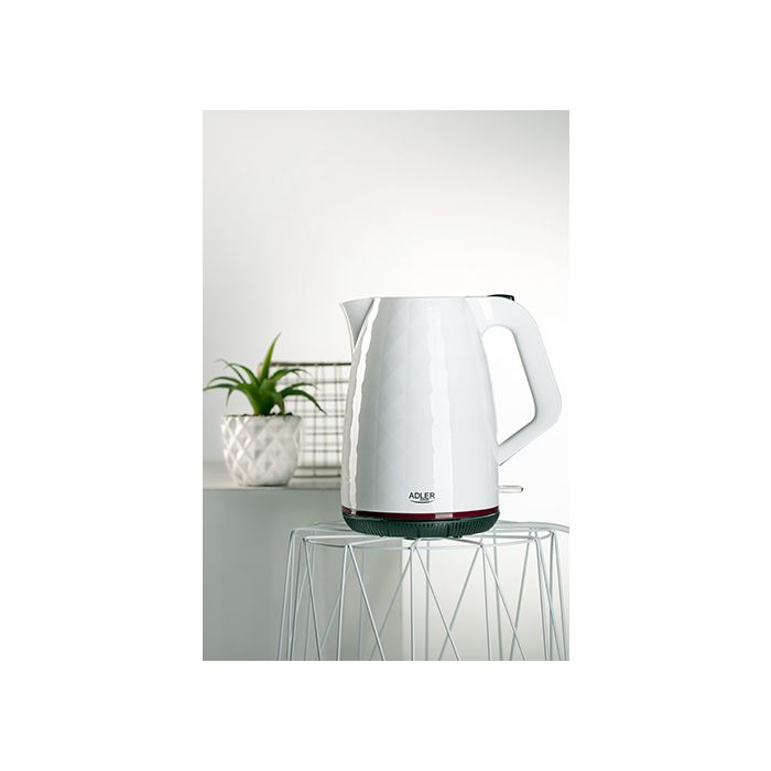 Adler grelnik vode 1,7L 2200W bel plastičen Adler grelnik vode 1,7L 2200W bel plastičen