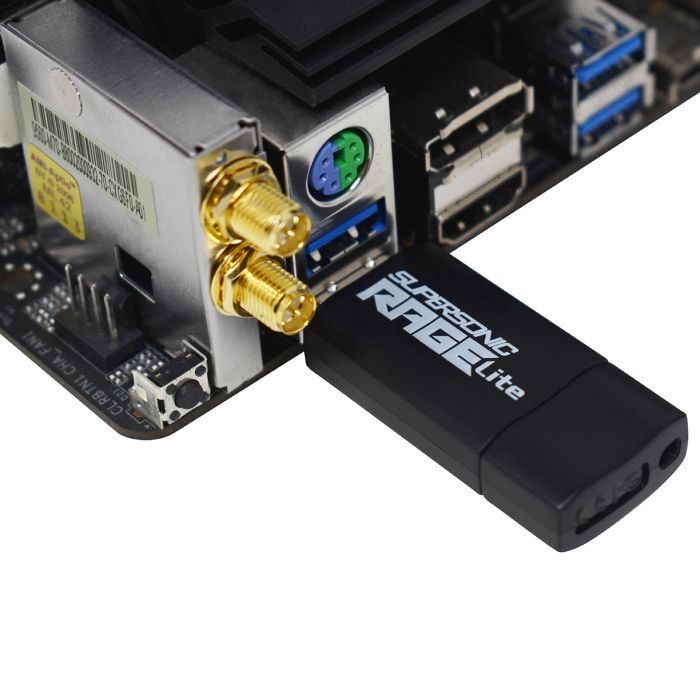 Patriot 256GB 120MB/s Supersonic Rage Lite USB 3.2 spominski ključek Patriot 256GB 120MB/s Supersonic Rage Lite USB 3.2 spominski ključek