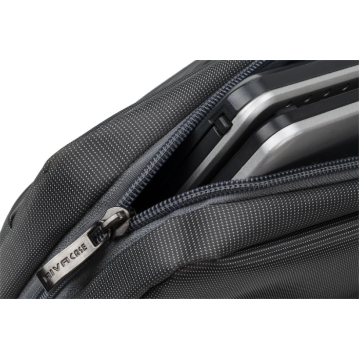 RivaCase torba za prenosnik 17.3 siva 8251 RivaCase torba za prenosnik 17.3 siva 8251