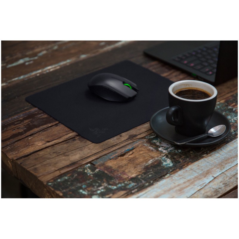 Podloga za miško Razer Goliathus Mobile Stealth Edition (RZ02-01820500-R3M1) Razer Podloga za miško Razer Goliathus Mobile Stealth Edition (RZ02-01820500-R3M1)
