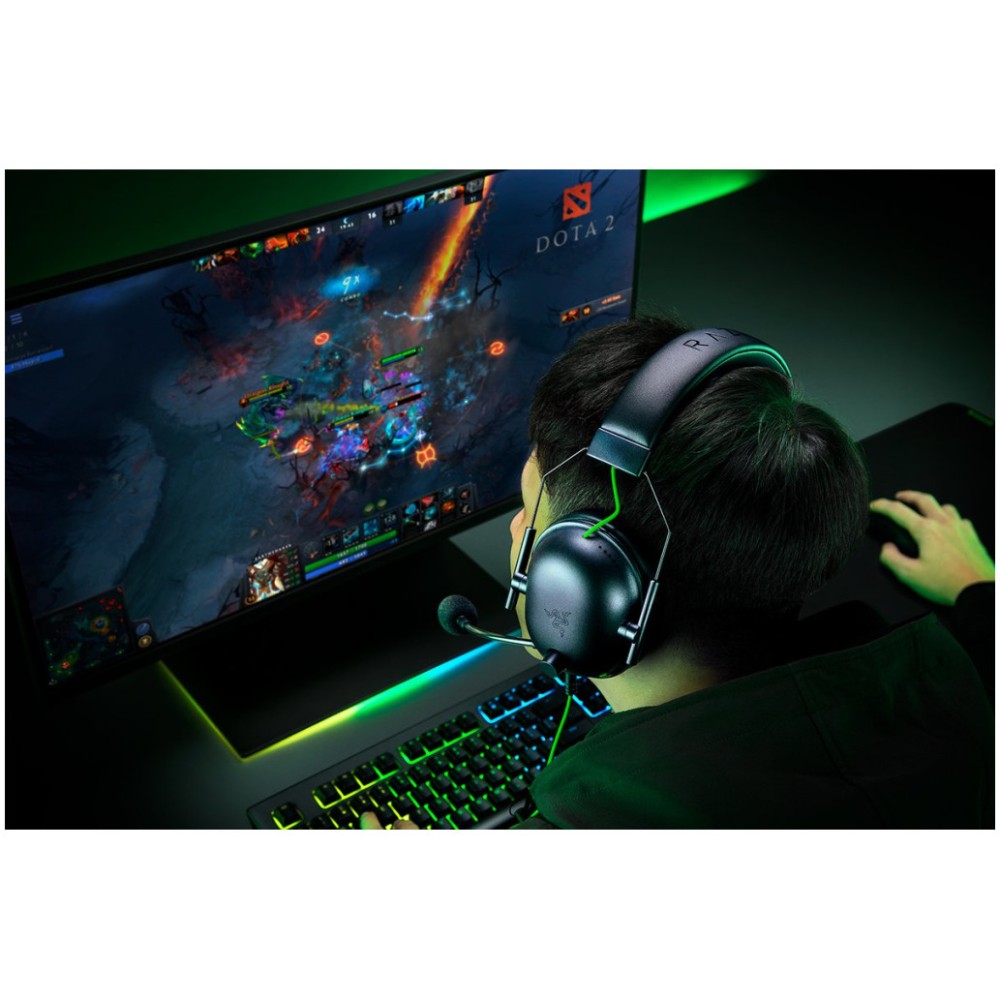 Slušalke žične naglavne 3,5mm stereo Razer BlackShark V2 X z mikrofonom - (RZ04-03240100-R3M1) Razer Slušalke žične naglavne 3,5mm stereo Razer BlackShark V2 X z mikrofonom - (RZ04-03240100-R3M1)