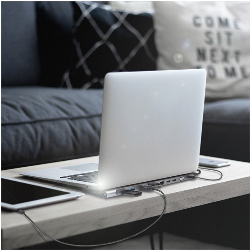 Priklopna postaja USB-C => 3x USB 3.0 tip A USB-C PD 100W 2x HDMI VGA RJ45 11 izhodov srebrn LogiLink (UA0373) LOGILINK Priklopna postaja USB-C => 3x USB 3.0 tip A USB-C PD 100W 2x HDMI VGA RJ45 11 izhodov srebrn LogiLink (UA0373)