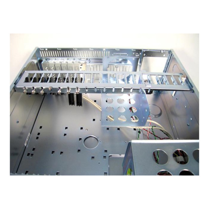 Ohišje Chieftec UNC-410S-B-U3 - Rack 4U Strežniško - črna Ohišje Chieftec UNC-410S-B-U3 - Rack 4U Strežniško - črna