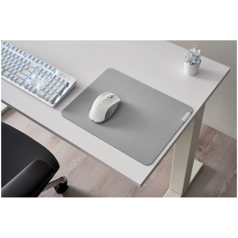 Podloga za miško Razer Pro Glide (RZ02-03331500-R3M1) Razer Podloga za miško Razer Pro Glide (RZ02-03331500-R3M1)