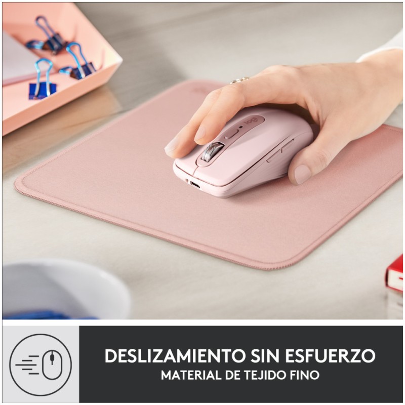 Podloga za miško Logitech Pad Studio Series, roza (956-000050) LOGITECH Podloga za miško Logitech Pad Studio Series, roza (956-000050)