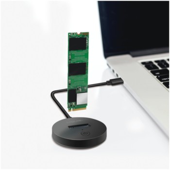Adapter USB-C => M.2 NVMe in M.2 SATA SSD LogiLink (QP0032) Adapter USB-C => M.2 NVMe in M.2 SATA SSD LogiLink (QP0032)