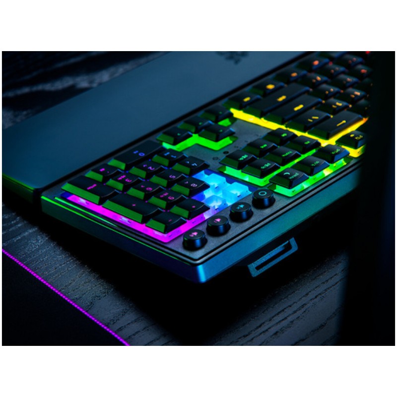 Gaming Tipkovnica USB Razer Ornata V3 UK | SLO gravura črna RGB LED osvetlitev (RZ03-04460300-R3W1) Razer Gaming Tipkovnica USB Razer Ornata V3 UK | SLO gravura črna RGB LED osvetlitev (RZ03-04460300-R3W1)