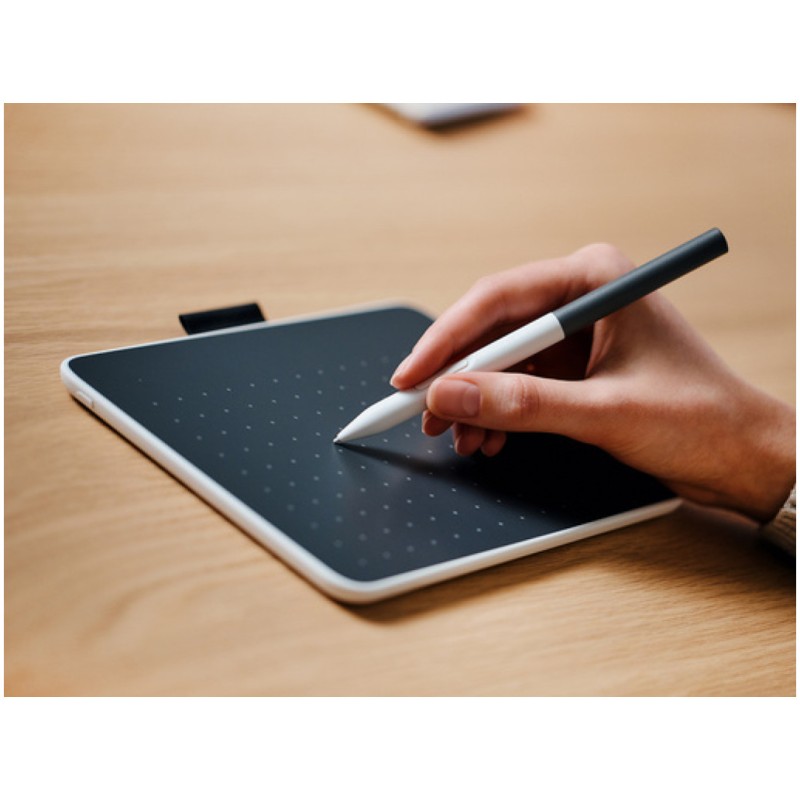 Grafična tablica Wacom One M - (CTC6110WLW1B) Wacom Grafična tablica Wacom One M - (CTC6110WLW1B)