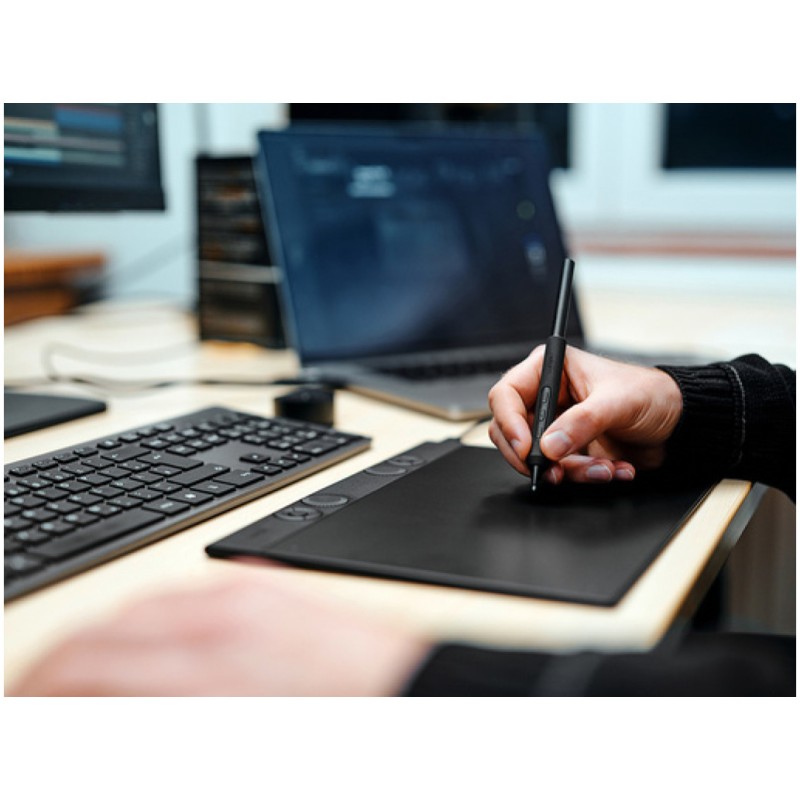 Grafična tablica Wacom Intuos PRO M - (PTK670K0B) Wacom Grafična tablica Wacom Intuos PRO M - (PTK670K0B)