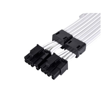 Kabel Lian Li Strimer Plus V2 Dual 8-Pin RGB, PCIe, za grafčno kartico, 30 cm Kabel Lian Li Strimer Plus V2 Dual 8-Pin RGB, PCIe, za grafčno kartico, 30 cm