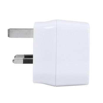 RivaCase potovalni adapter PS4401 EU na UK